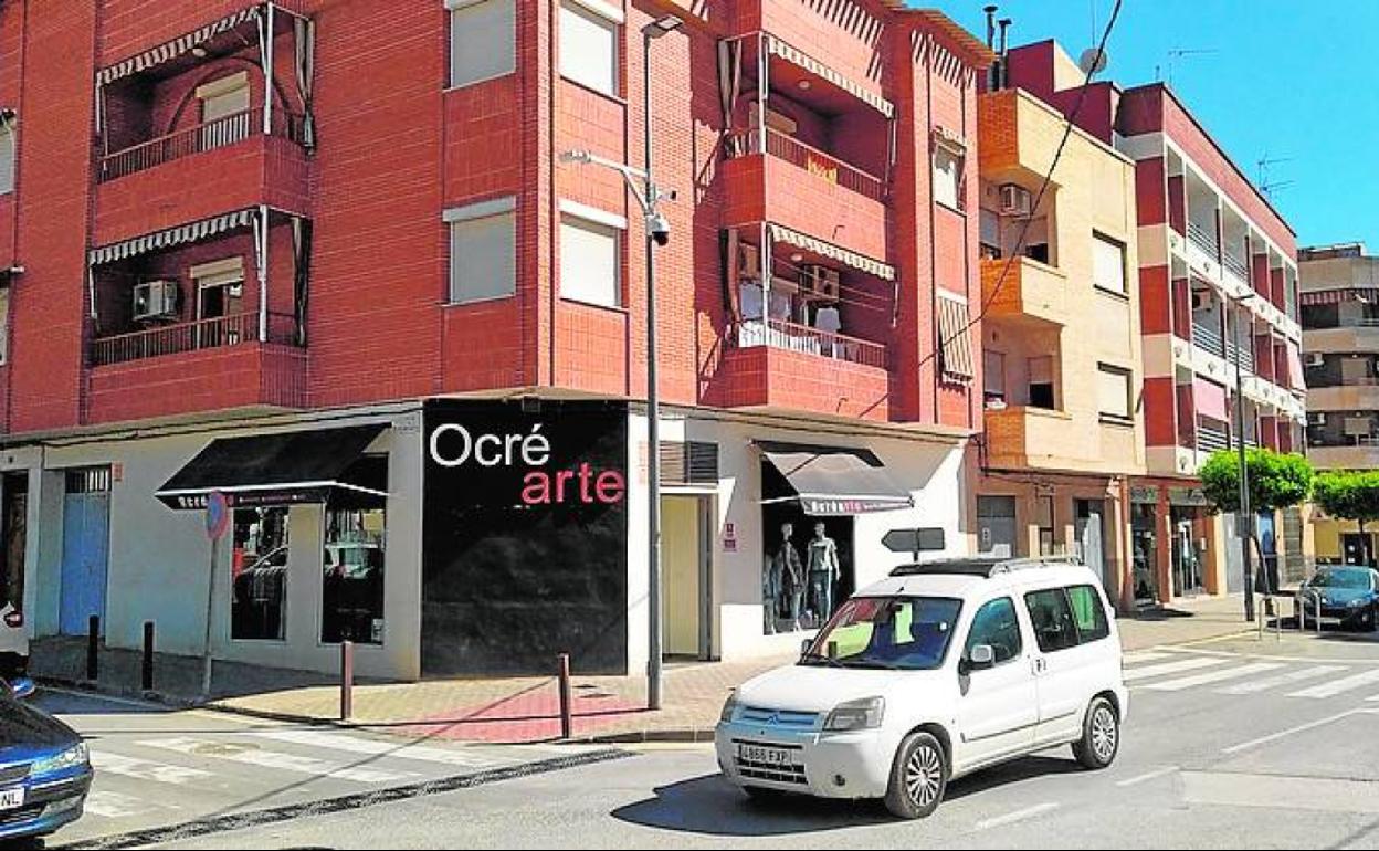 Una de las cámaras instaladas en el casco urbano de Mula.