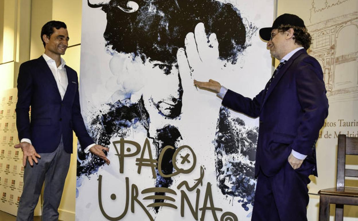 Ureña y Calamaro, este jueves, durante la presentación del cartel realizado por el artista.