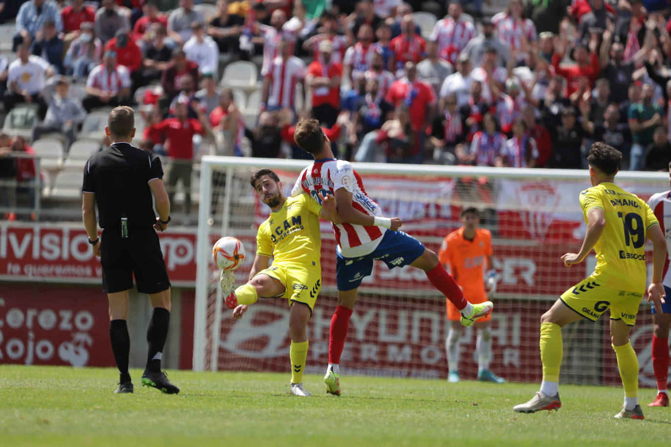 Fotos: El empate del UCAM frente al Algeciras, en imágenes