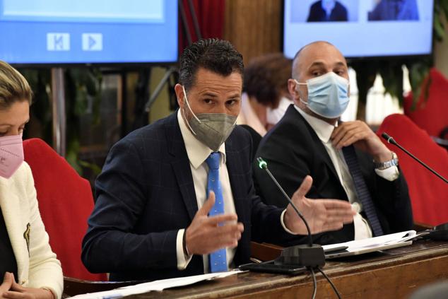 Fotos: Celebración del Pleno del Ayuntamiento de Murcia