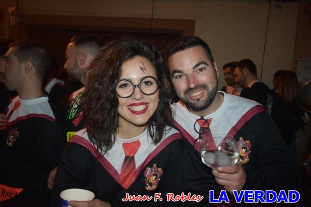 La peña «Los Mataos» logró por tercera vez alzarse con el primer premio del Concurso de la Noche de las Migas en la categoría de peñas; entre los grupos de vecinos del Hoyo, el primer puesto fue la peña «La Cruz». 