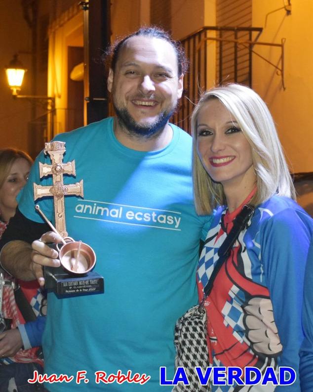 La peña «Los Mataos» logró por tercera vez alzarse con el primer premio del Concurso de la Noche de las Migas en la categoría de peñas; entre los grupos de vecinos del Hoyo, el primer puesto fue la peña «La Cruz». 