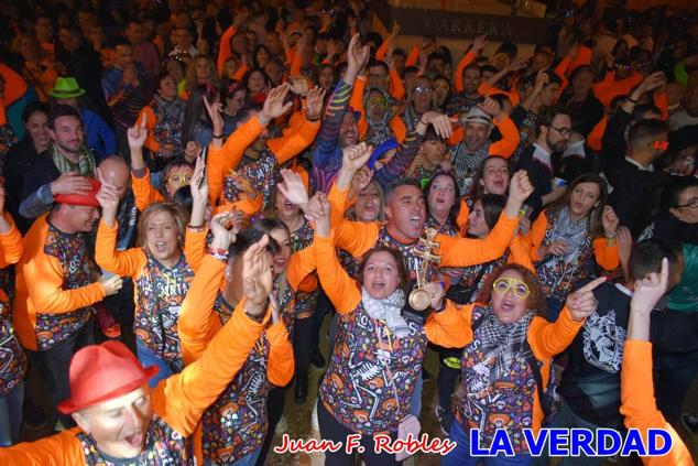 La peña «Los Mataos» logró por tercera vez alzarse con el primer premio del Concurso de la Noche de las Migas en la categoría de peñas; entre los grupos de vecinos del Hoyo, el primer puesto fue la peña «La Cruz». 