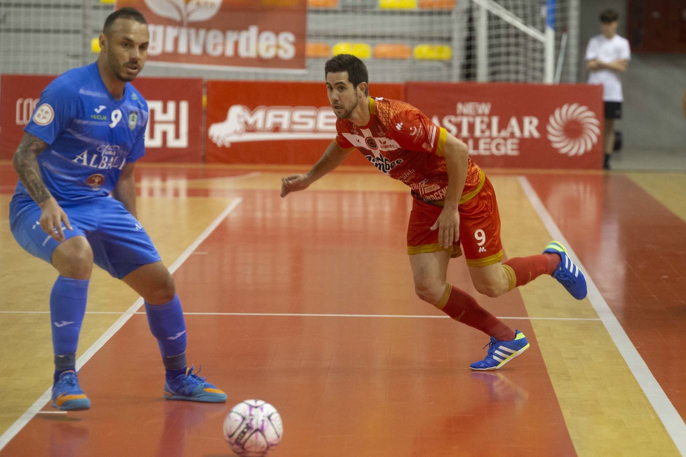 Fotos: Jimbee-Valdepeñas (2-0)