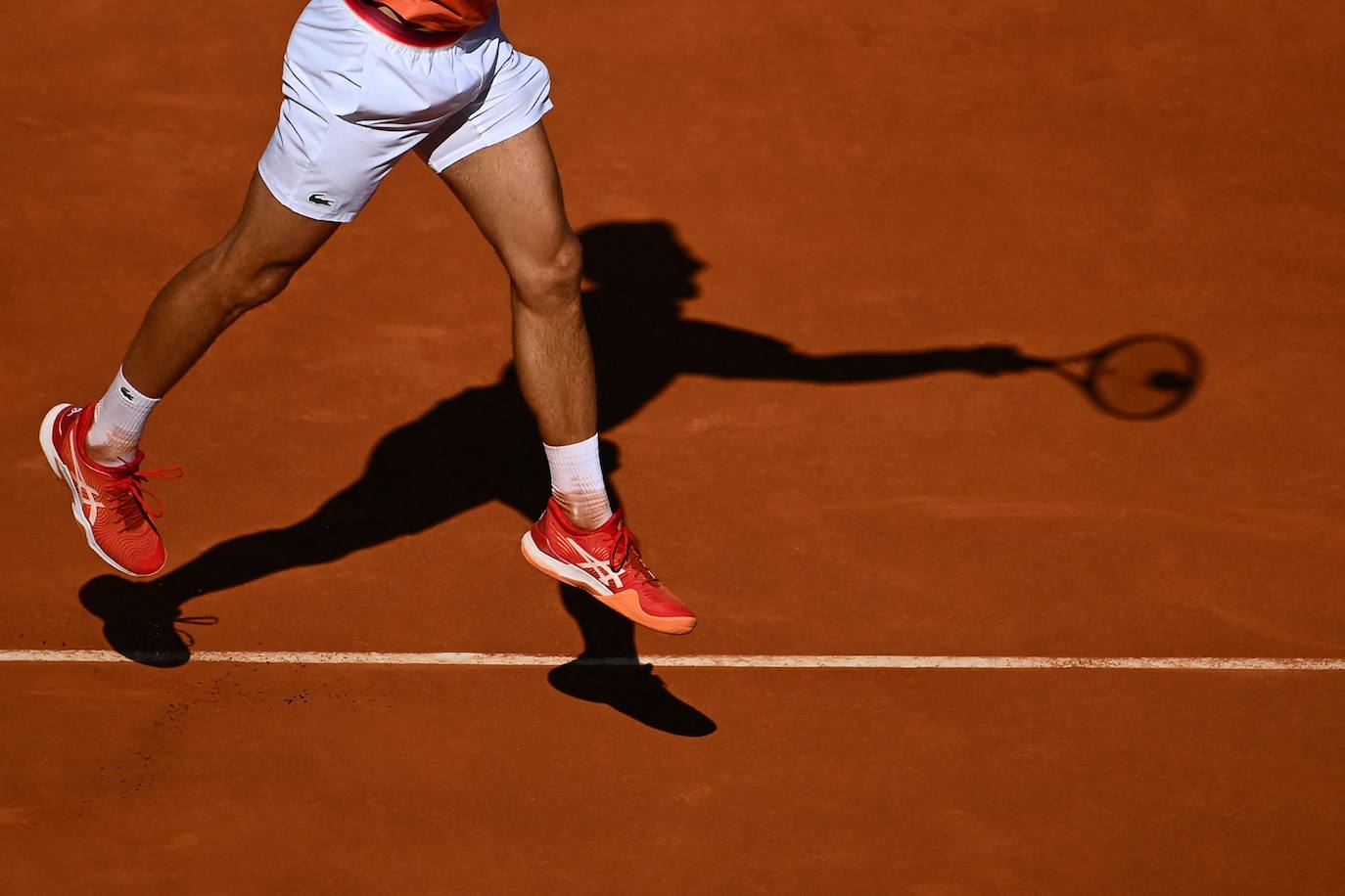 Fotos: La victoria de Carlos Alcaraz ante Novak Djokovic en el Masters de Madrid, en imágenes