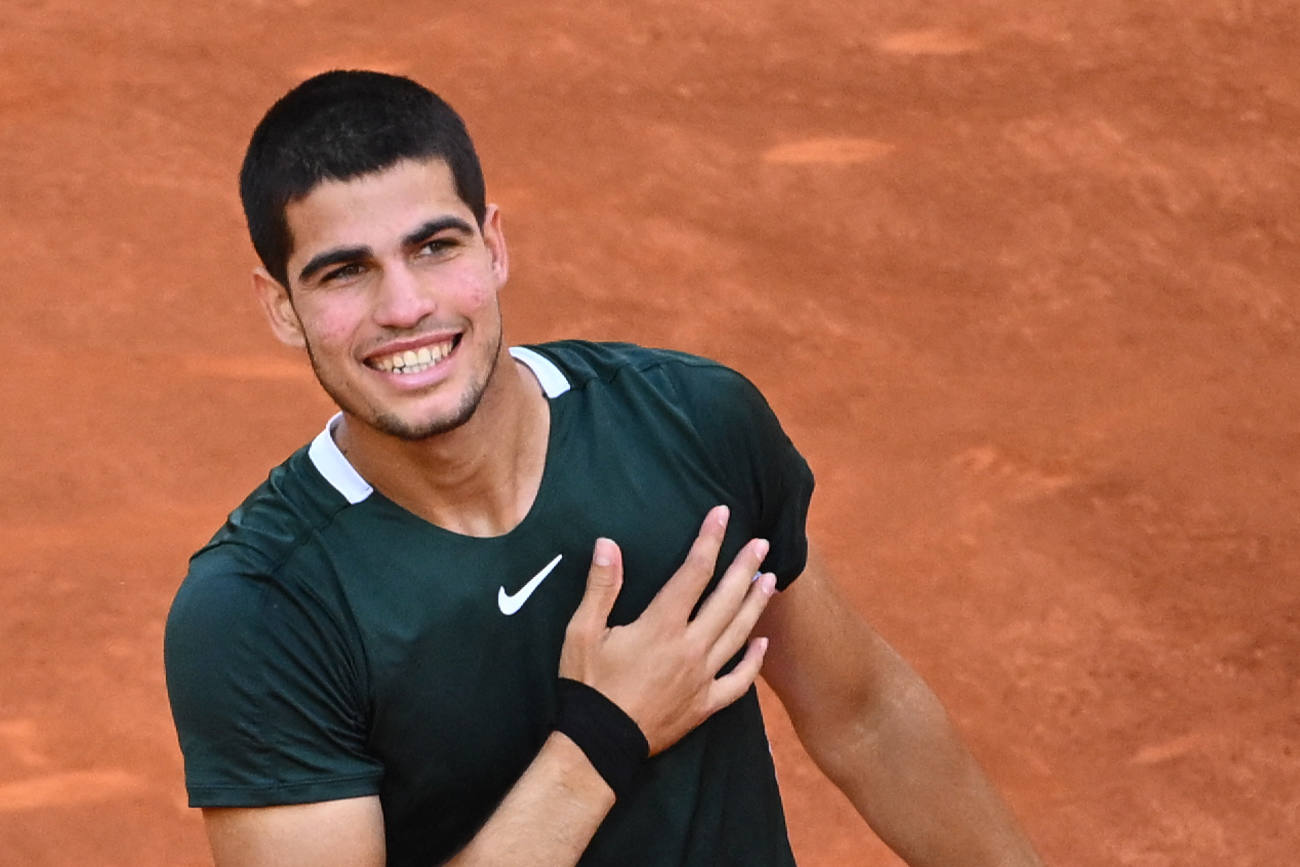 Fotos: La victoria de Carlos Alcaraz ante Novak Djokovic en el Masters de Madrid, en imágenes