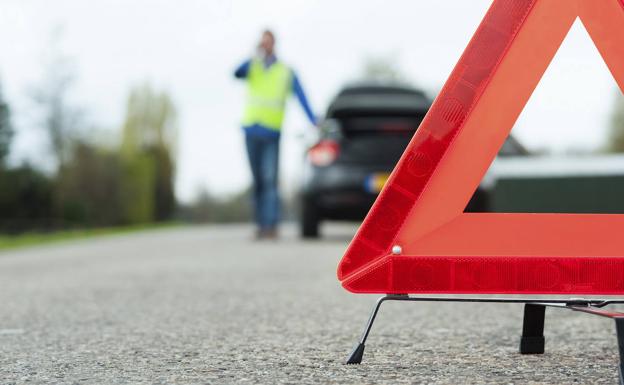 Qué recomienda hacer la Guardia Civil si sufres una avería en carretera