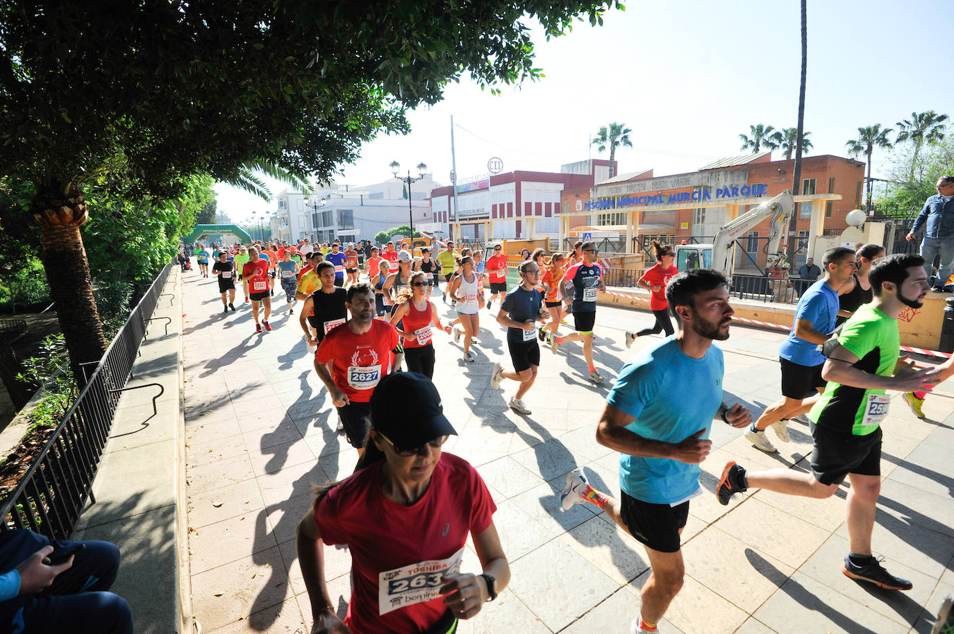 Fotos: Las mejores fotografías de la carrera solidaria Save the Children-Colegio CEI