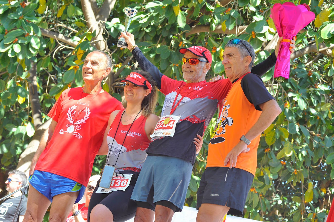 Fotos: Las mejores fotografías de la carrera solidaria Save the Children-Colegio CEI