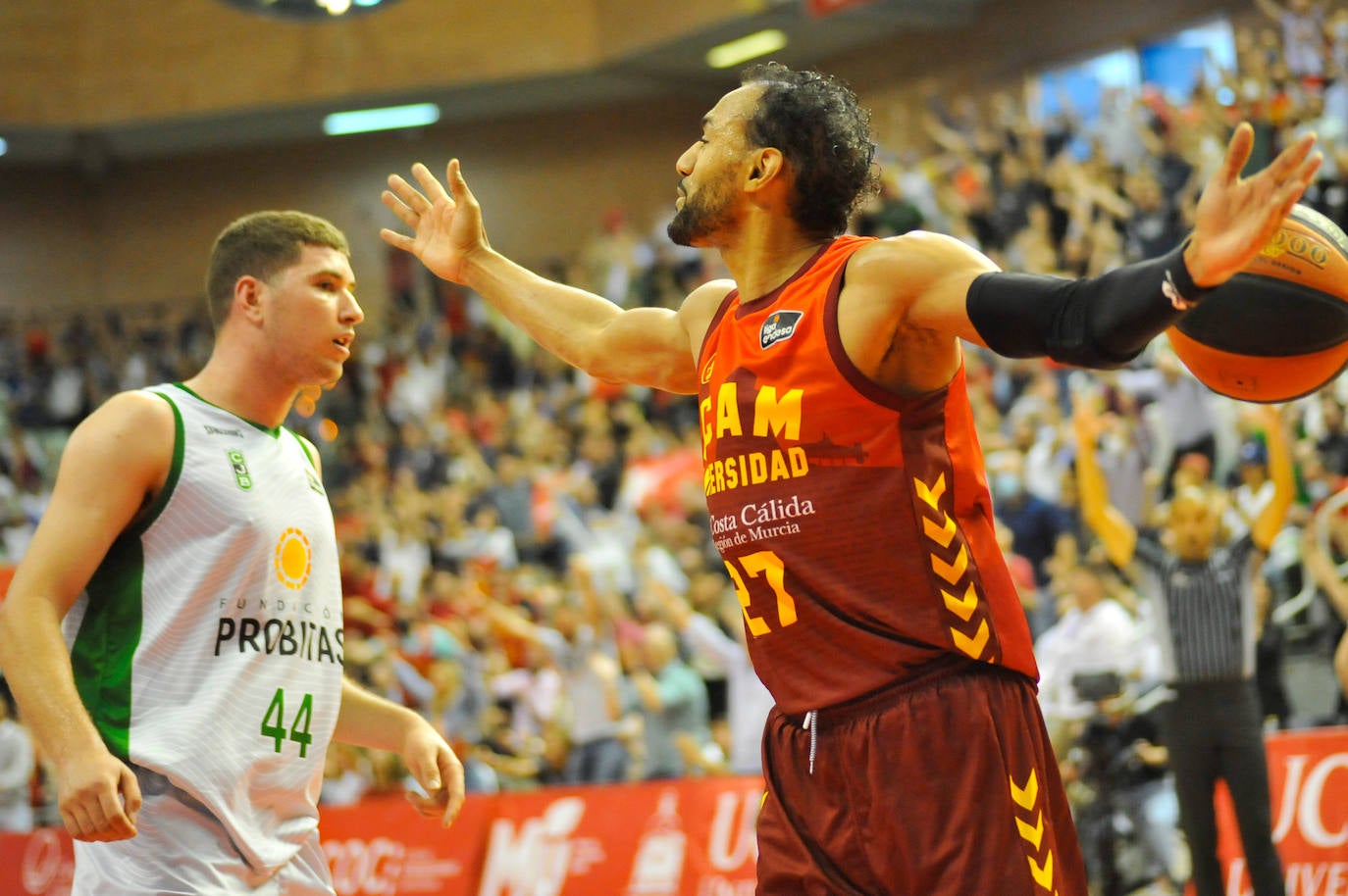 Fotos: La derrota del UCAM Murcia frente al Joventut, en imágenes