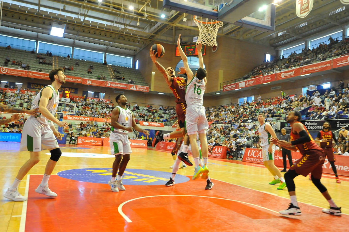 Fotos: La derrota del UCAM Murcia frente al Joventut, en imágenes