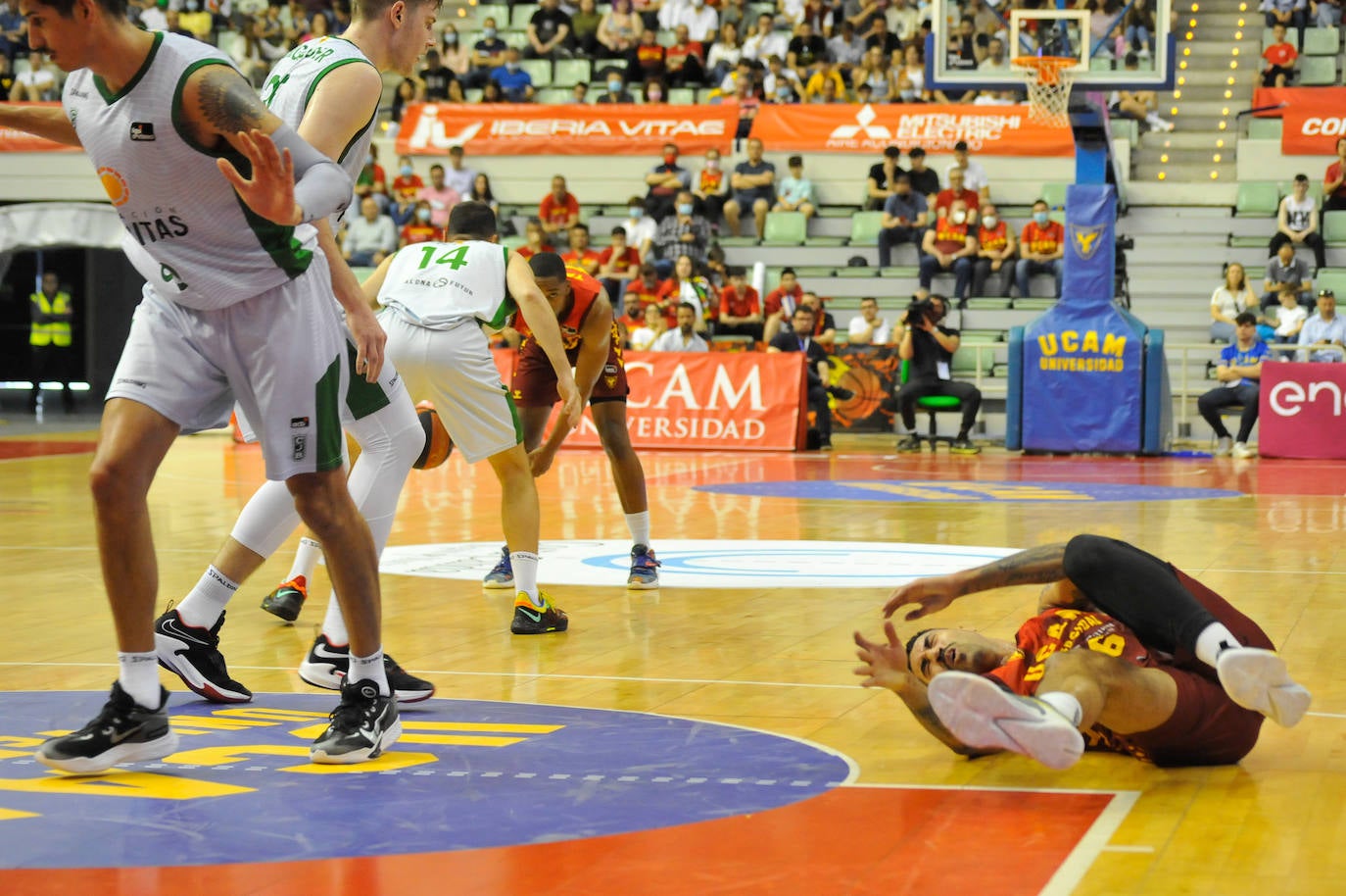 Fotos: La derrota del UCAM Murcia frente al Joventut, en imágenes