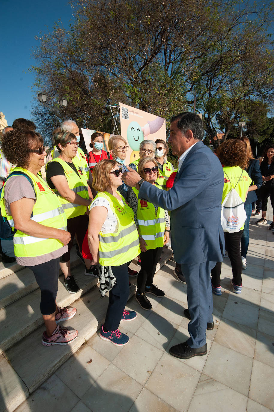 Fotos: Marcha en Murcia por el bienestar emocional