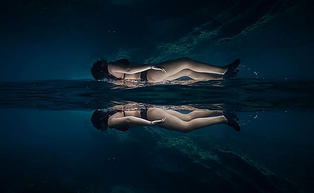 Mundo de reflejos. Una de las imágenes que forman parte del proyecto 'From inside proyect' de Pilar Morales.