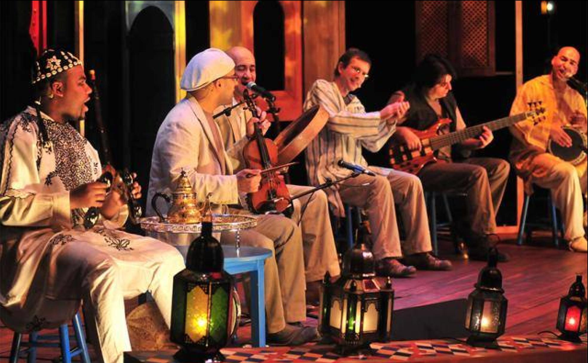 Actuación de la Orquesta Árabe de Barcelona. 