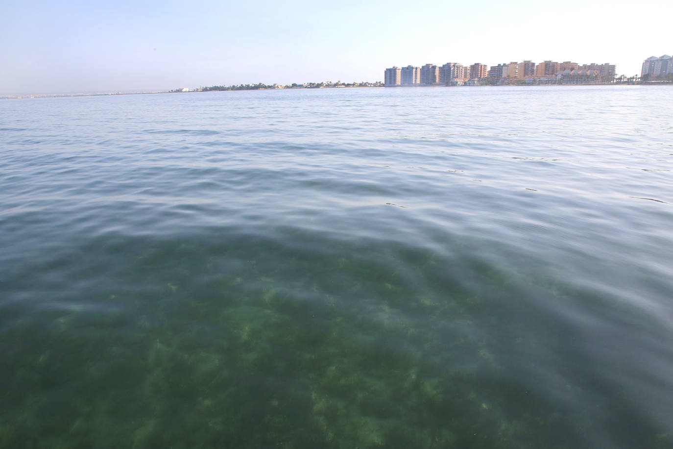 Estado del agua en la zona norte de La Manga. 