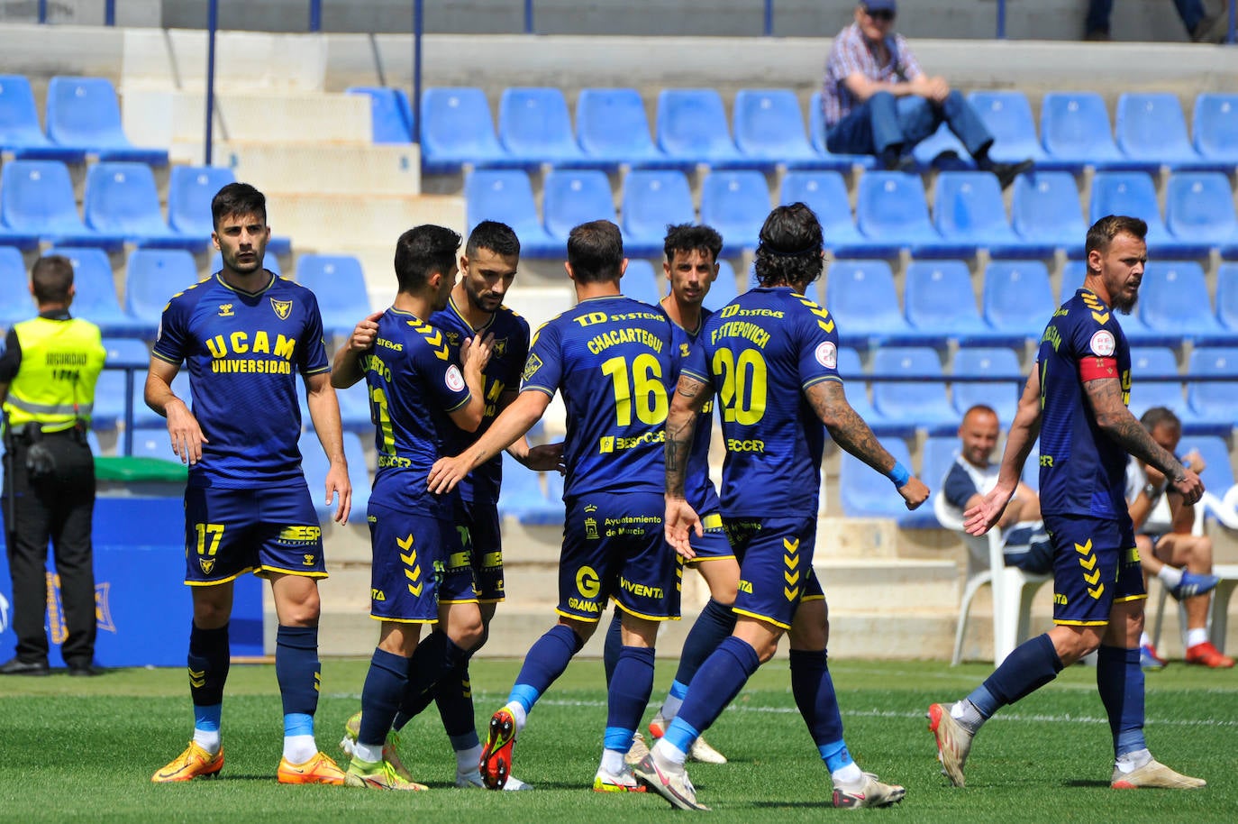 Fotos: El empate del UCAM CF frente al Atlético Baleares, en imágenes