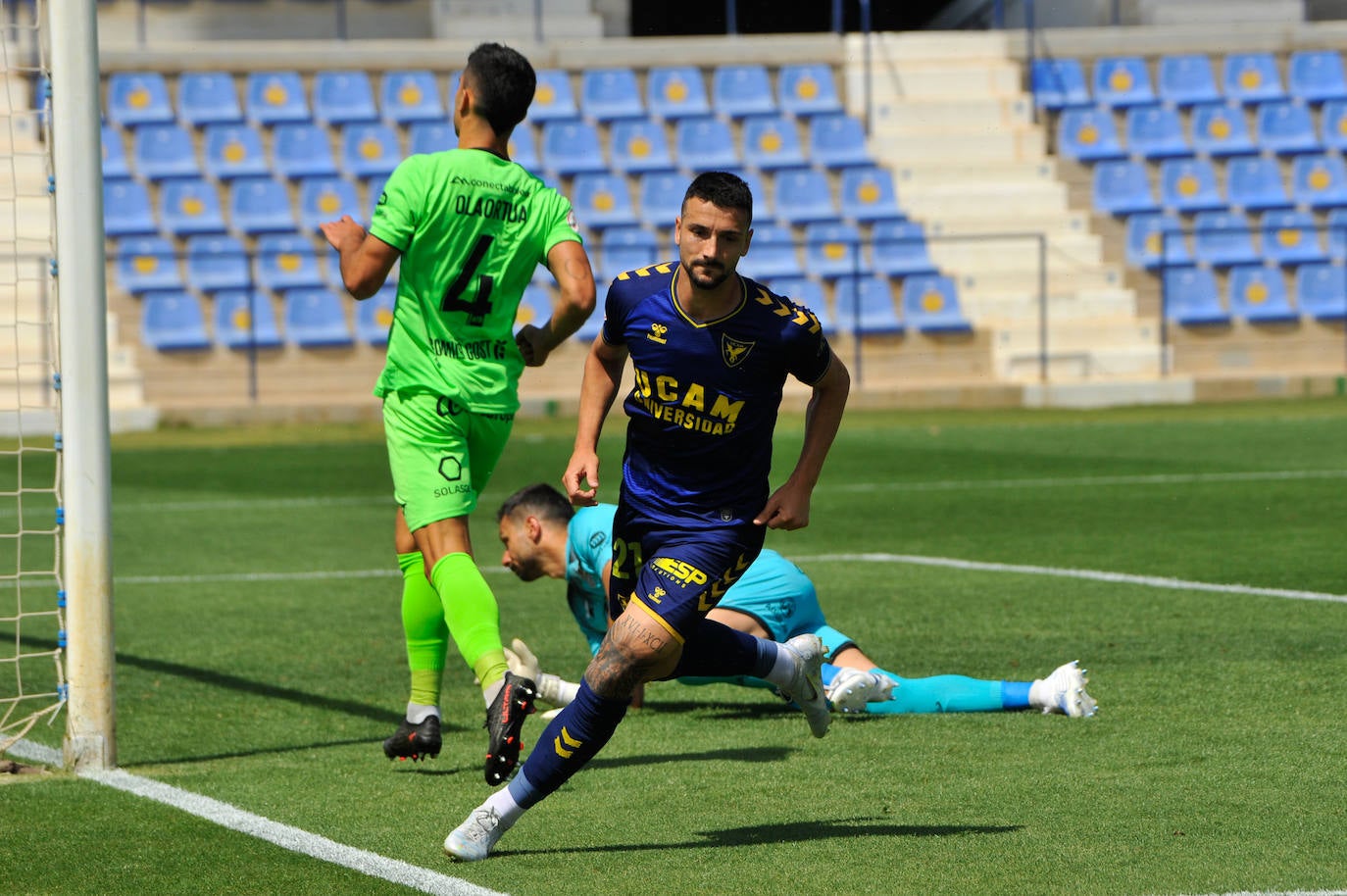 Fotos: El empate del UCAM CF frente al Atlético Baleares, en imágenes