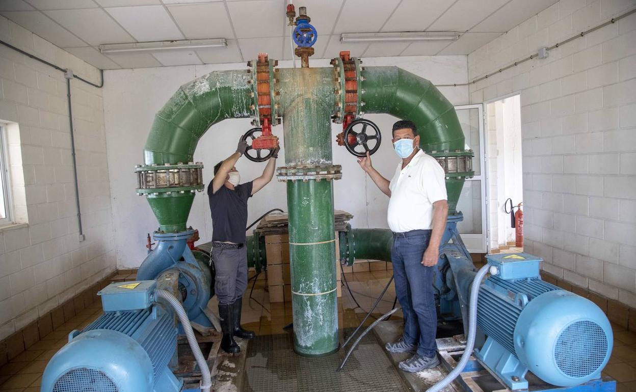 Instalaciones del bombeo de la rambla del Albujón, cerca de la desembocadura en el Mar Menor, en una imagen de hace dos años. 