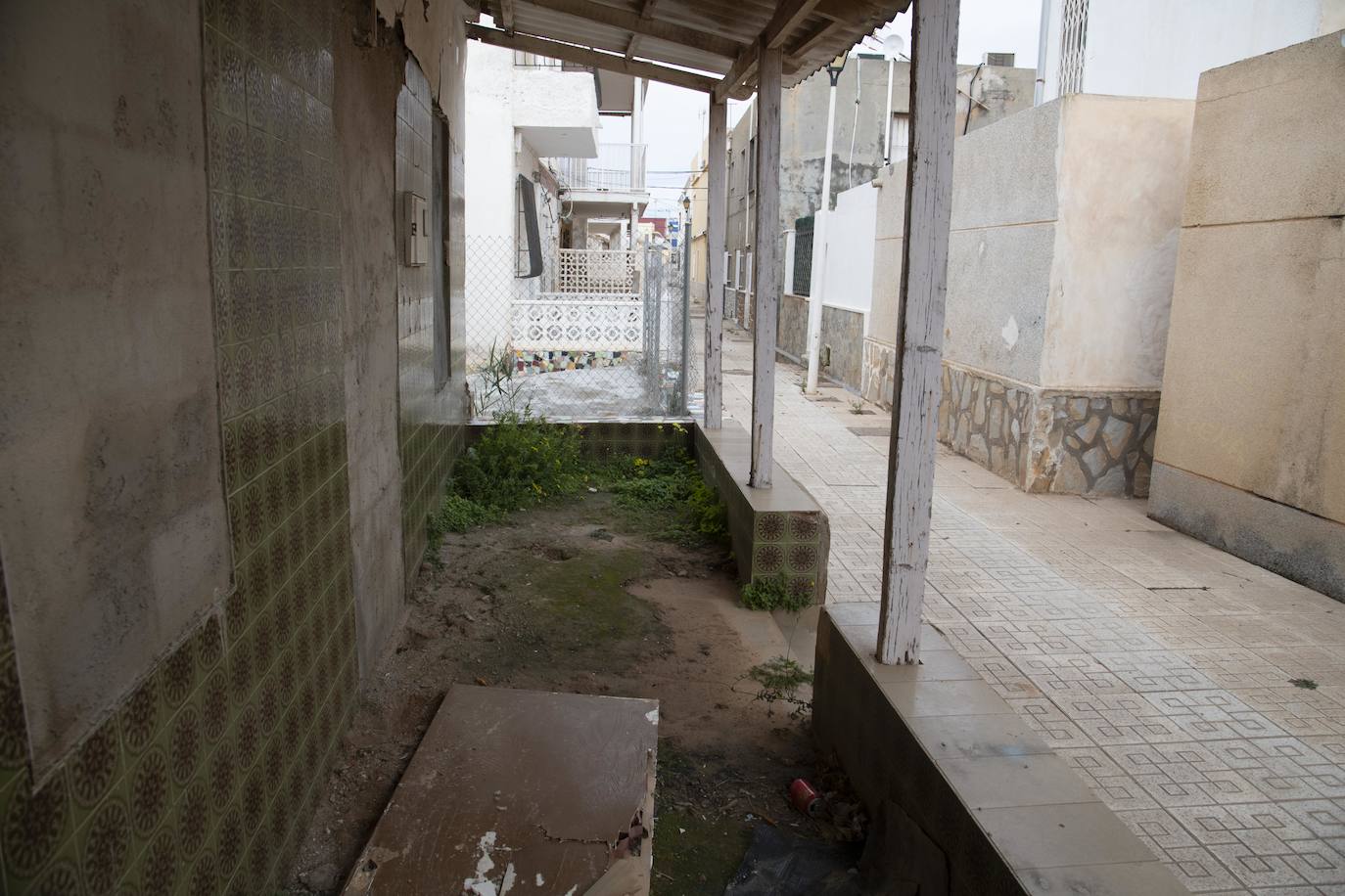 Fotos: Calles destrozadas en Los Nietos y Los Urrutias