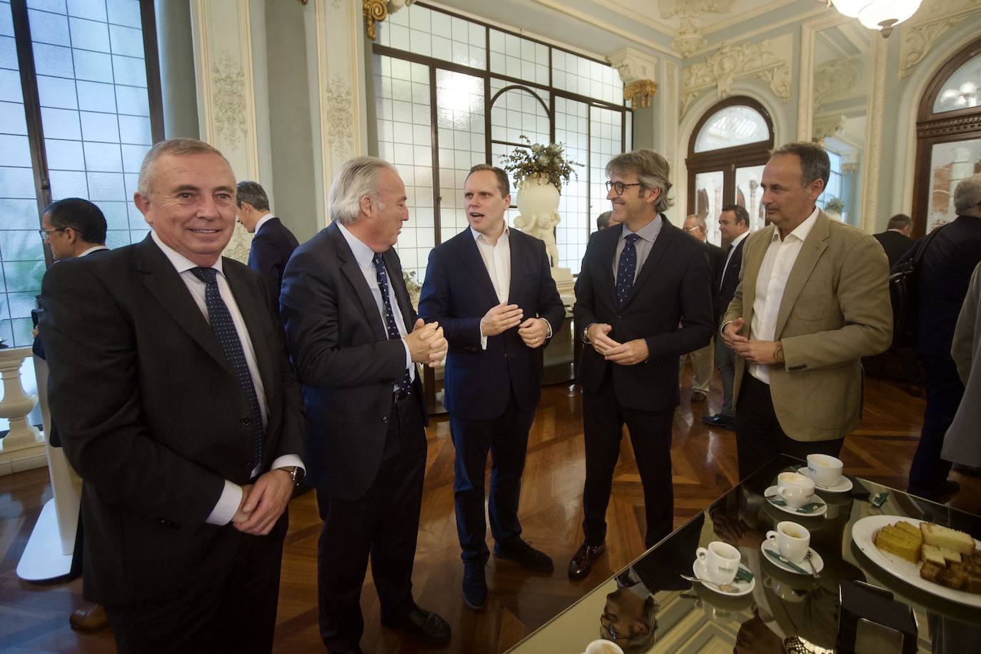 Fotos: Jornada &#039;Retos y oportunidades para el sector empresarial&#039;, en Murcia