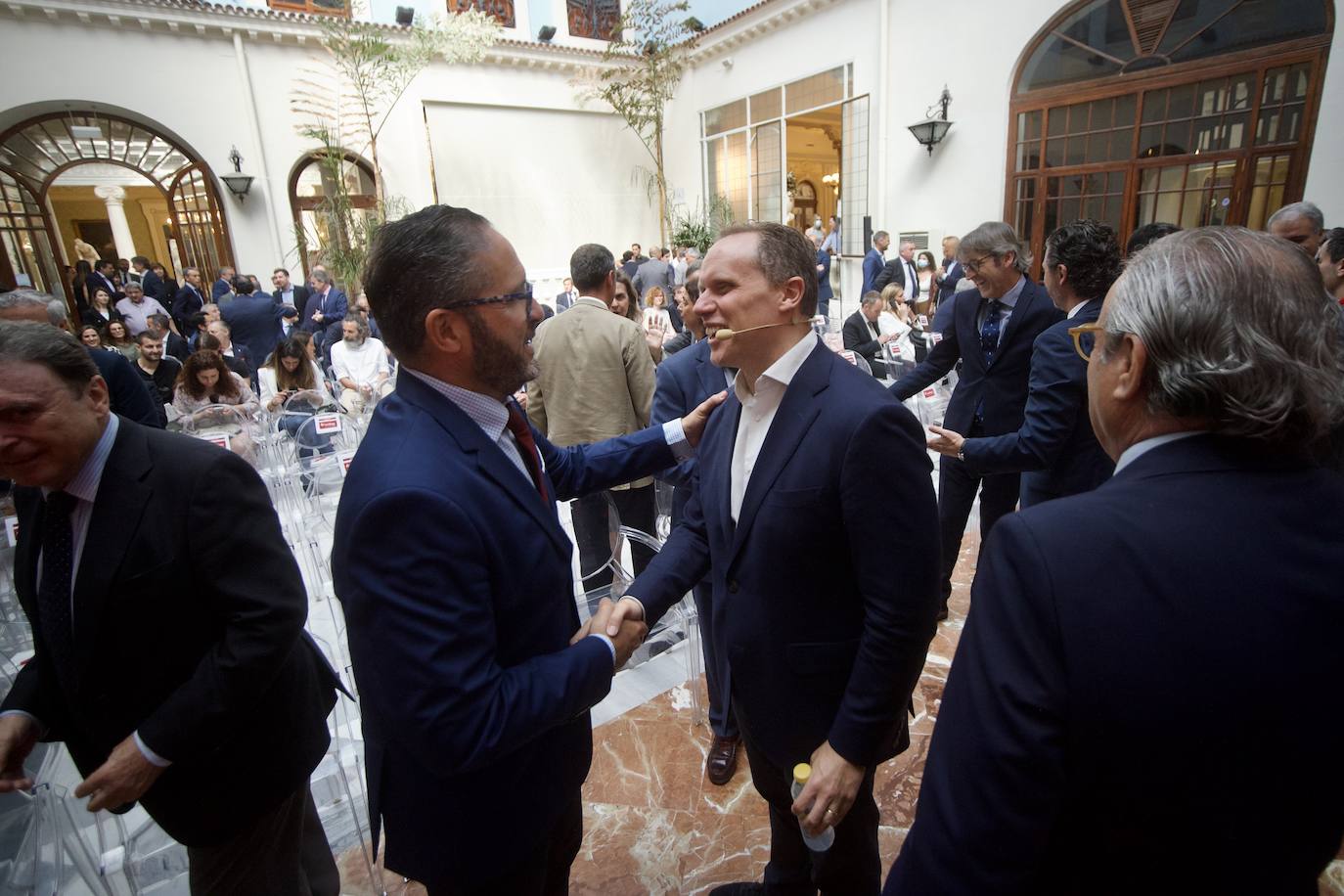 Fotos: Jornada &#039;Retos y oportunidades para el sector empresarial&#039;, en Murcia