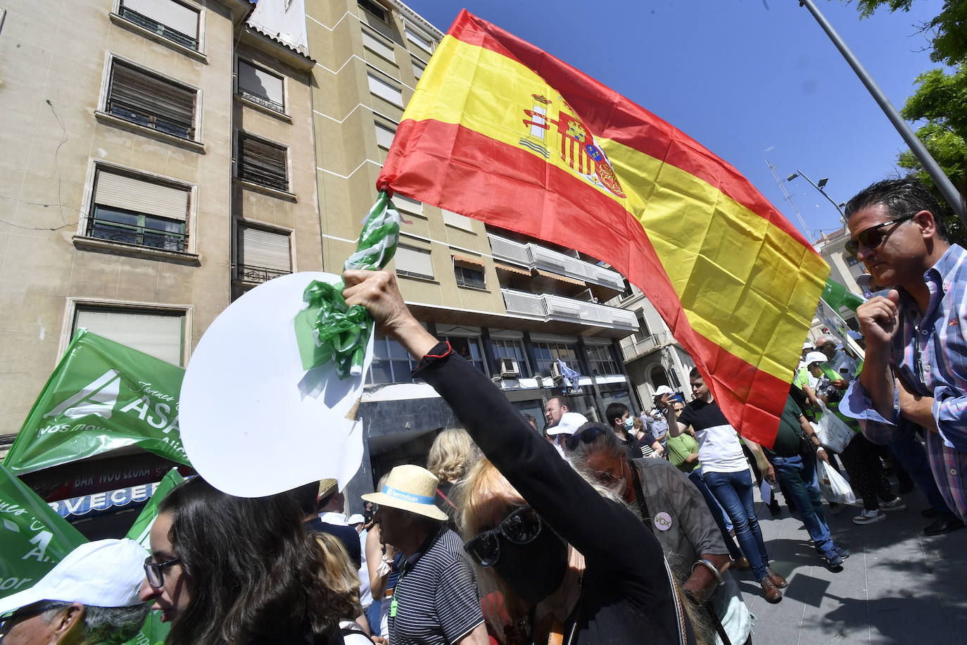 Fotos: Manifestación de los regantes del Trasvase en Alicante, este martes 17 de mayo