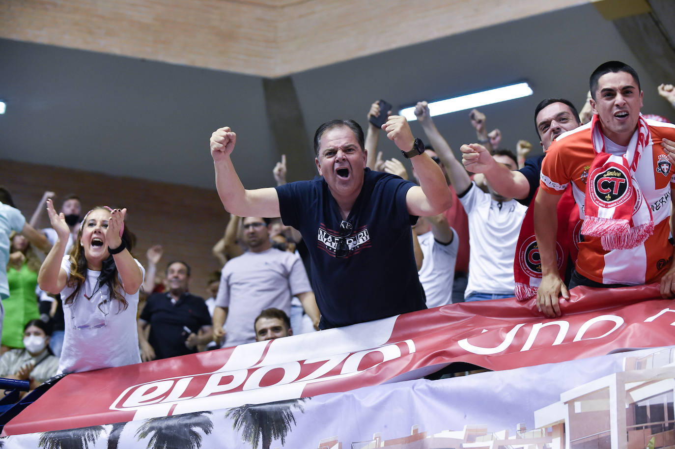 Fotos: Búscate en las gradsa del Palacio de los Deportes de Murcia