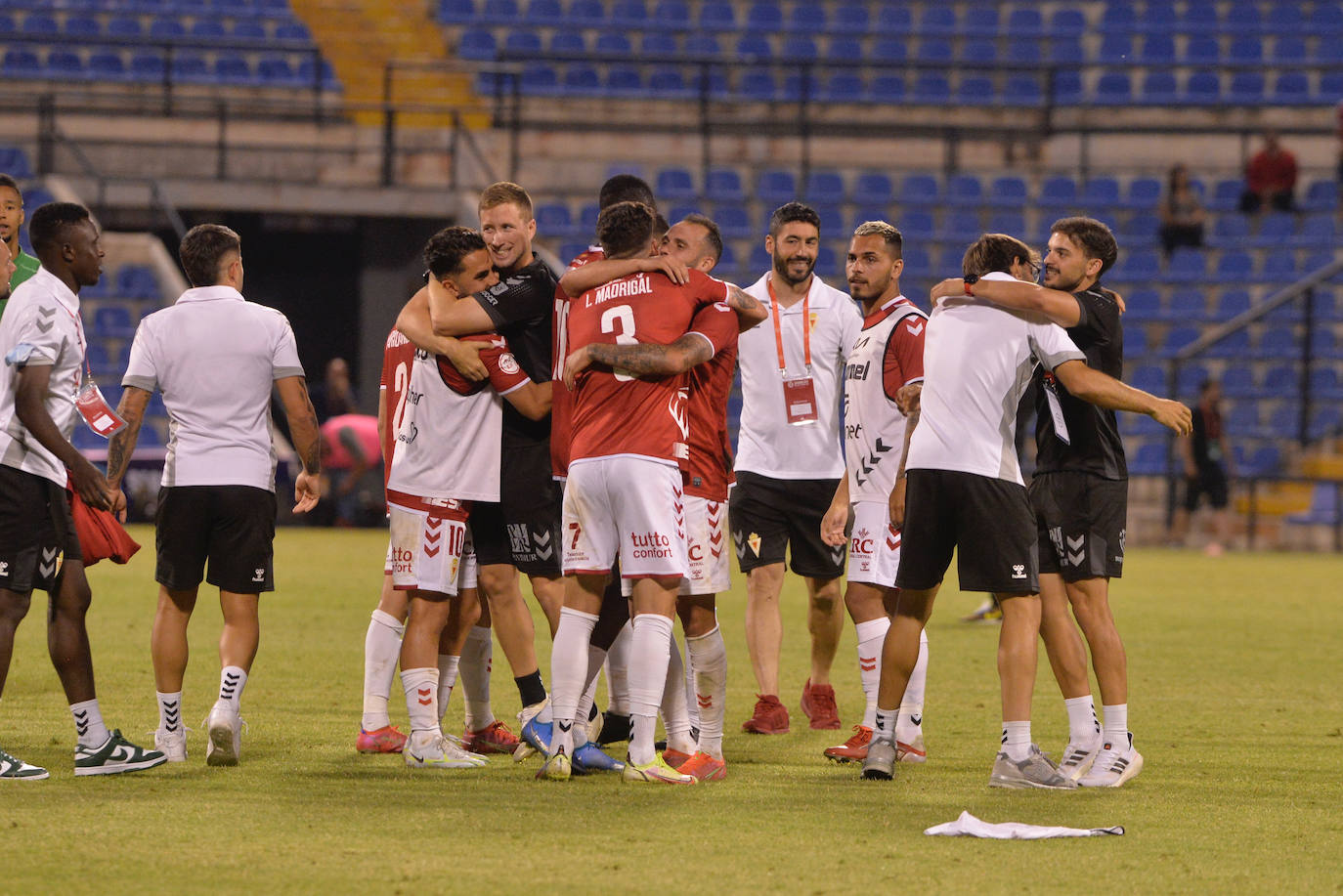 Fotos: La victoria del Real Murcia ante el Rayo Cantabria, en imágenes