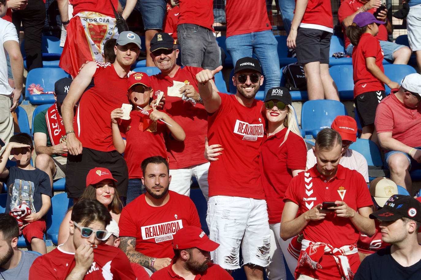 Fotos: La afición grana en la grada del Rico Pérez