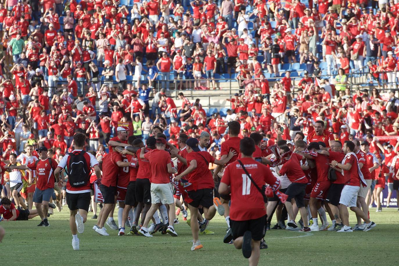 Fotos: La afición grana en la grada del Rico Pérez