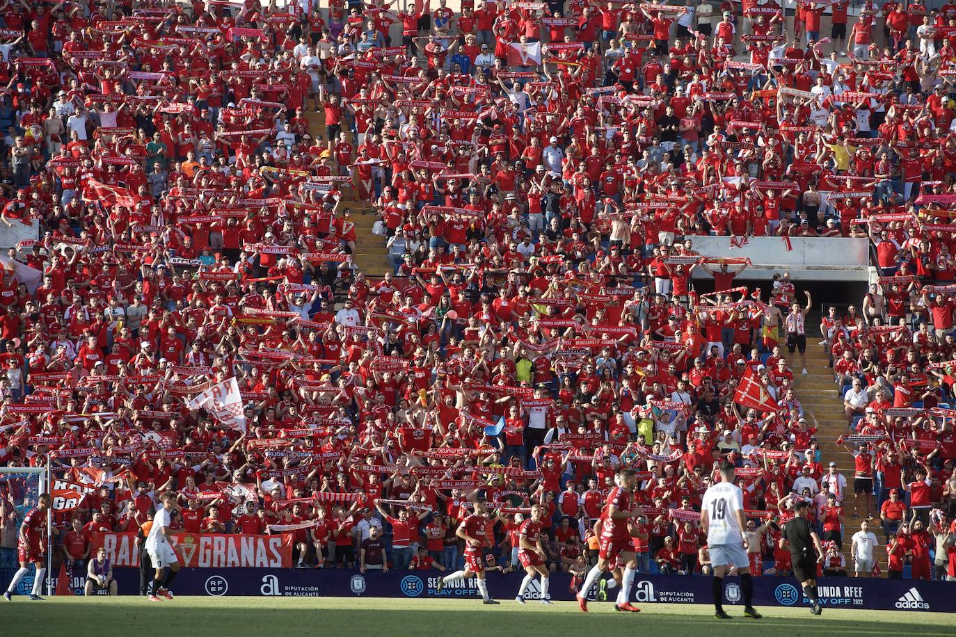 Fotos: La afición grana en la grada del Rico Pérez