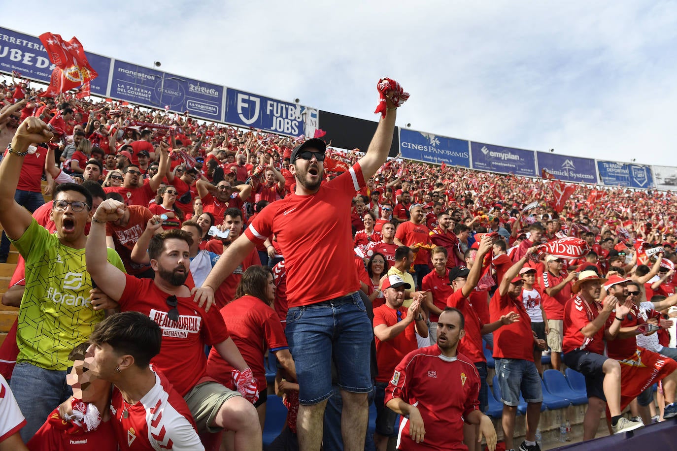 Fotos: La afición grana en la grada del Rico Pérez