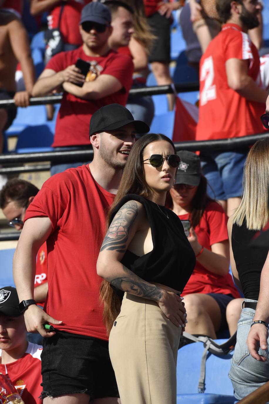 Fotos: La afición grana en la grada del Rico Pérez