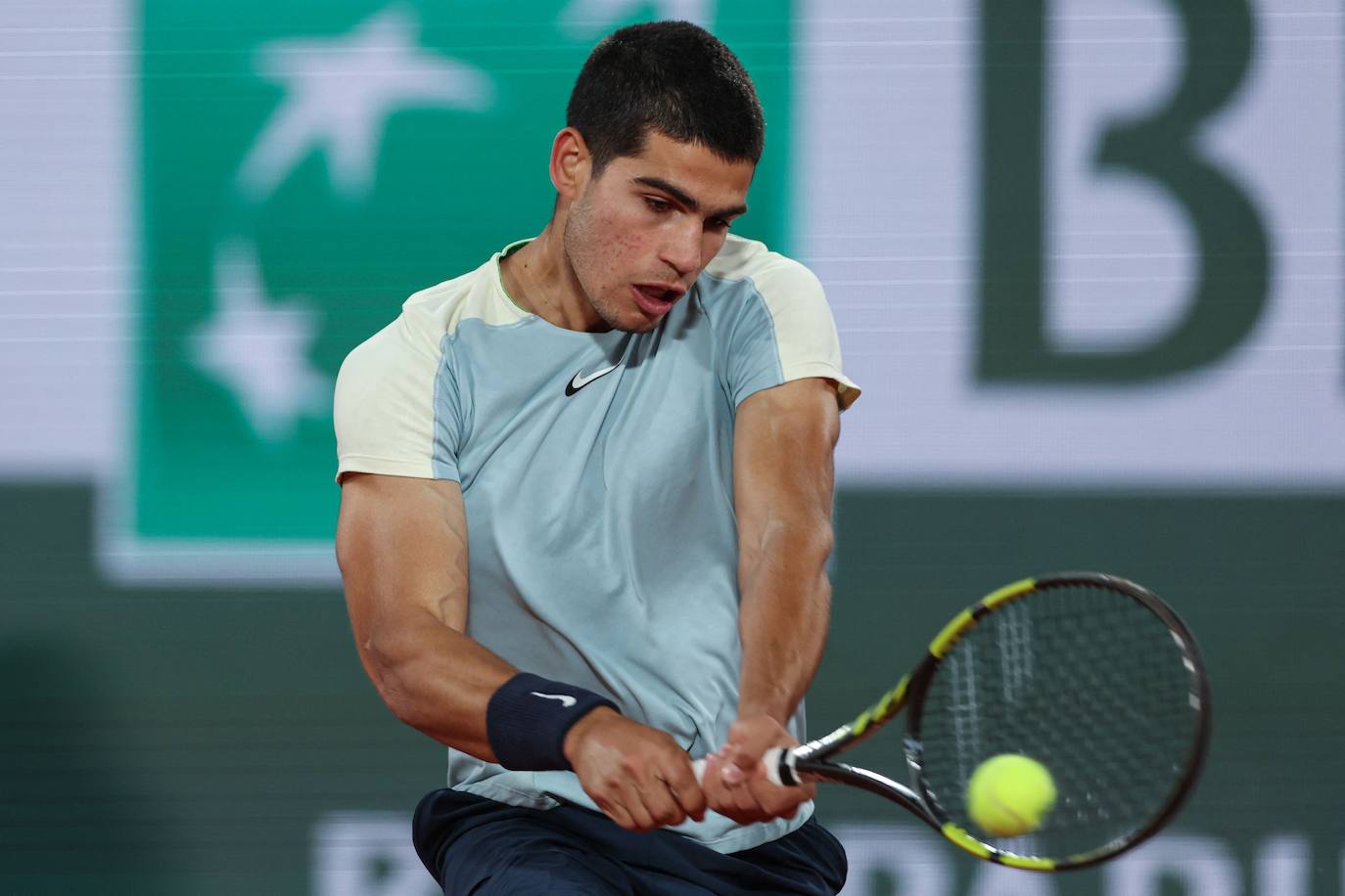 Fotos: Carlos Alcaraz derrota a Karen Khachanov y se mete en cuartos de final de Roland Garros