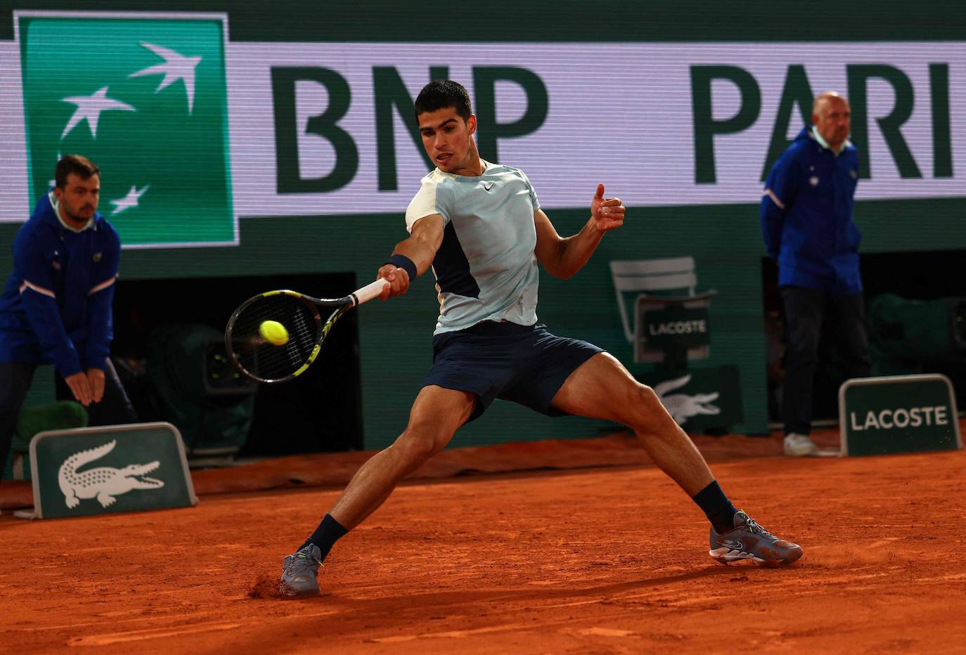 Fotos: Carlos Alcaraz derrota a Karen Khachanov y se mete en cuartos de final de Roland Garros