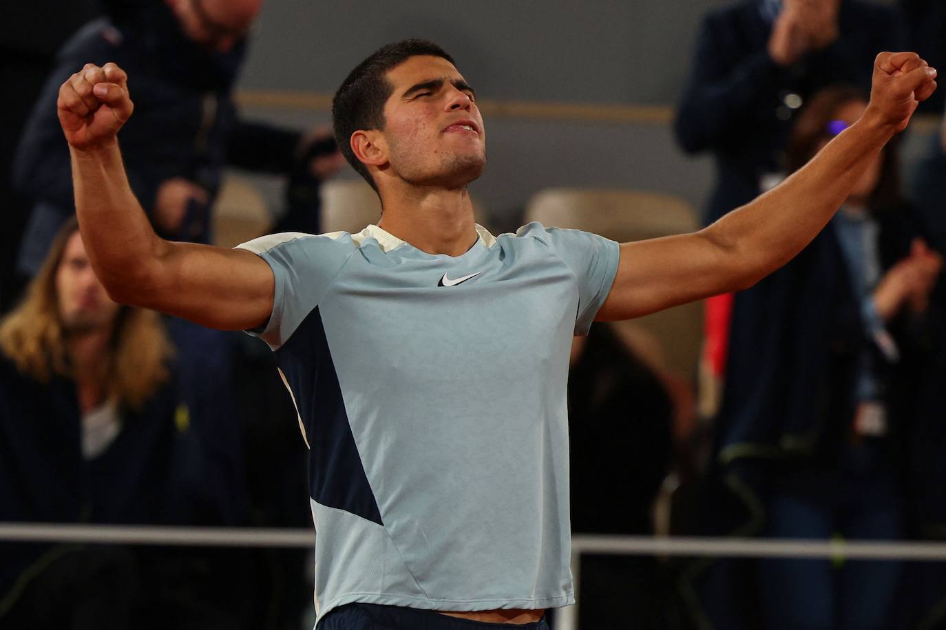 Fotos: Carlos Alcaraz derrota a Karen Khachanov y se mete en cuartos de final de Roland Garros