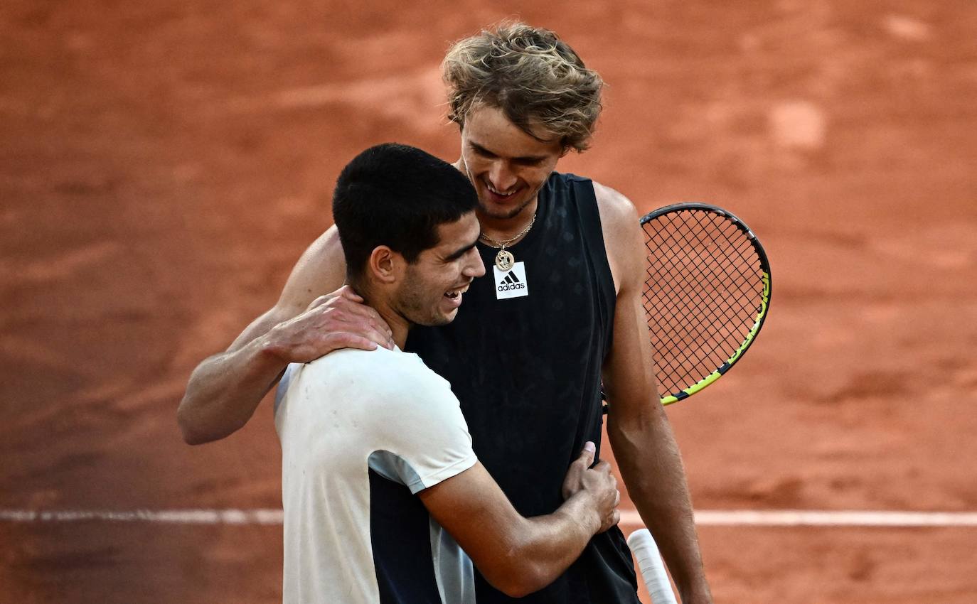 Fotos: Carlos Alcaraz se despide de Roland Garros tras caer ante Zverev