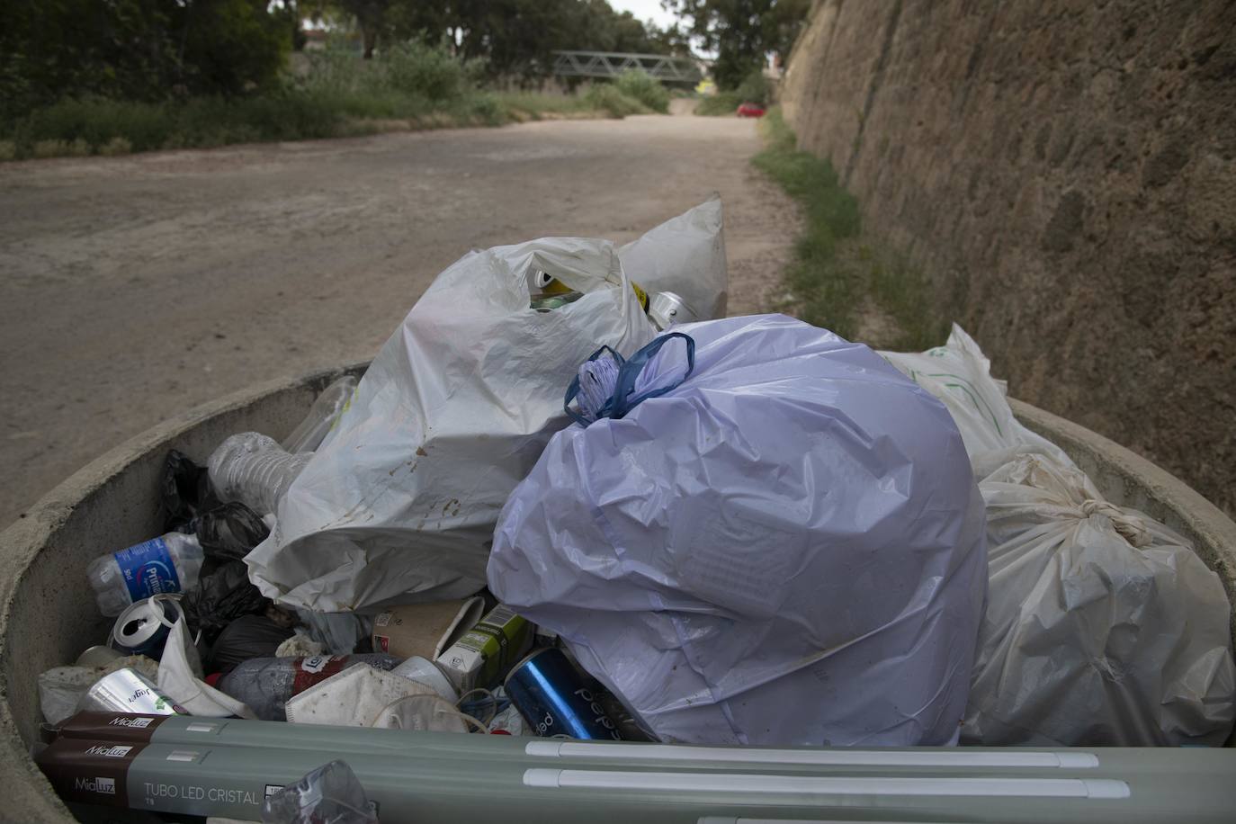 Fotos: &#039;Basuraleza&#039; en la ruta del faro de Navidad en Cartagena