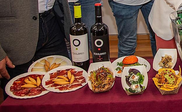 Presentación de todas las tapas que se podrán degustar en Cartagena Puerto de Sabores. 