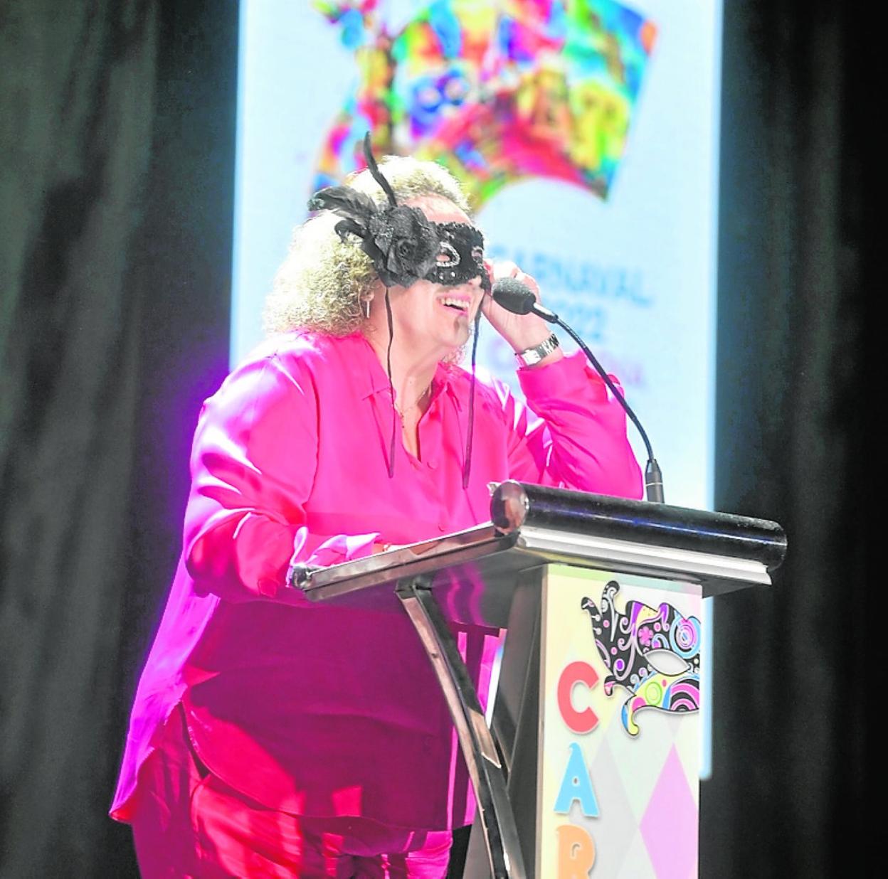 Yolanda Muñoz, durante el pregón del Carnaval. 