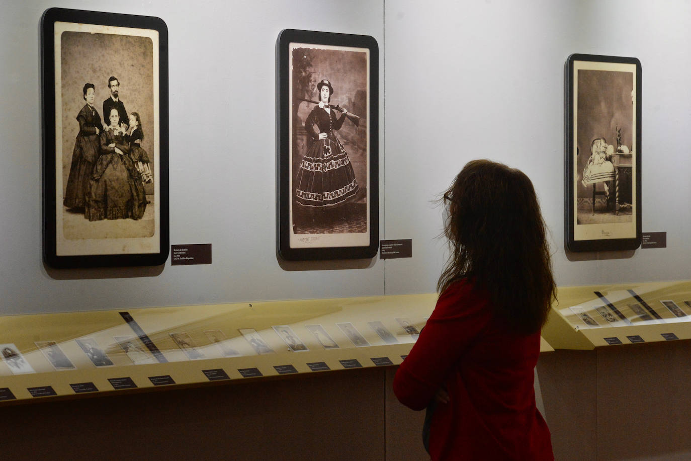 Fotos: Los orígenes de la fotografía en el Archivo General de la Región de Murci