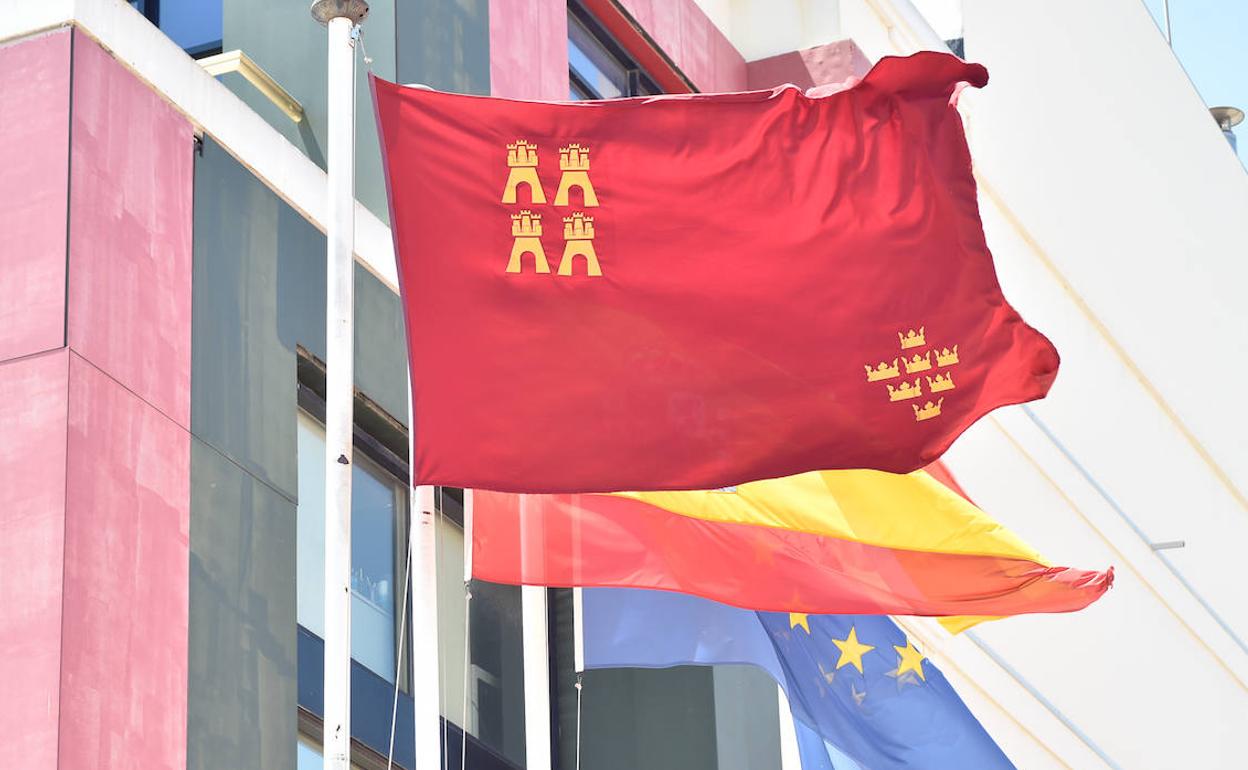 Bandera de la Región de Murcia. 