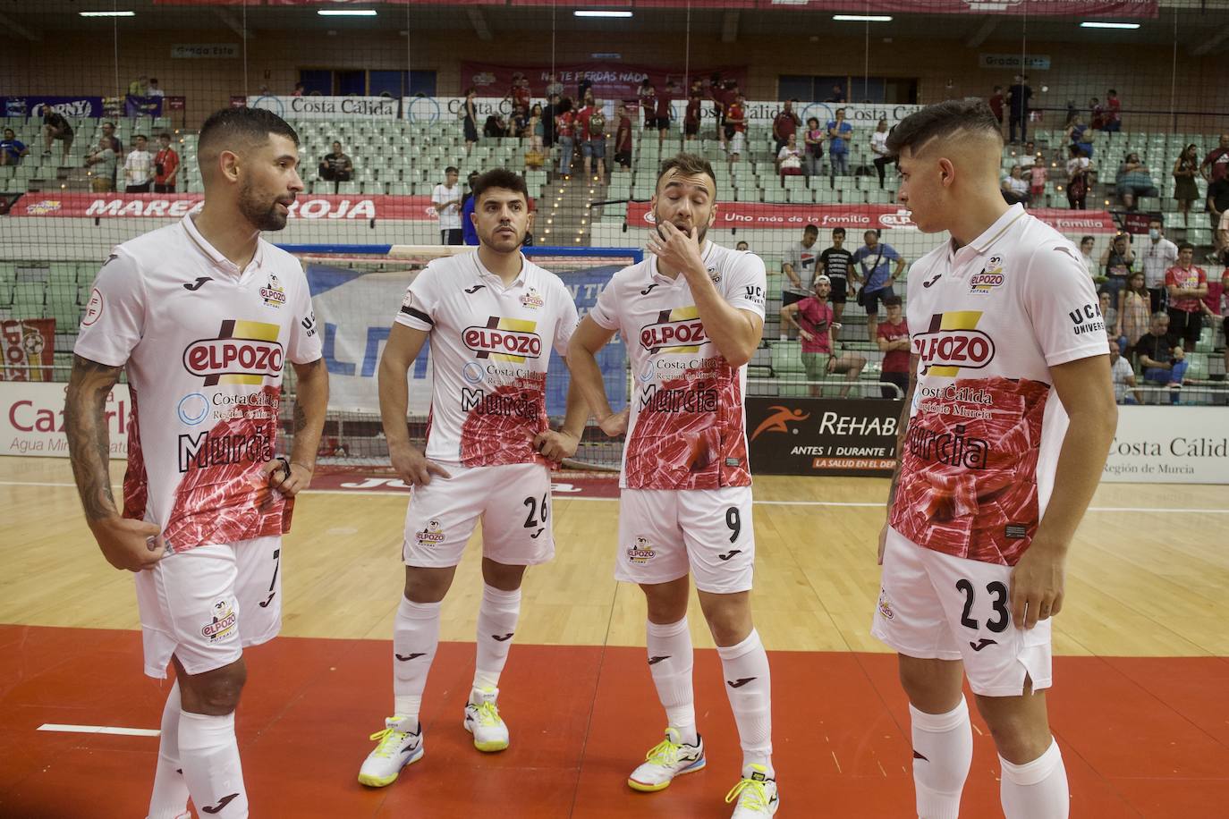 Fotos: El Barça deja muy tocado a ElPozo (1-3)