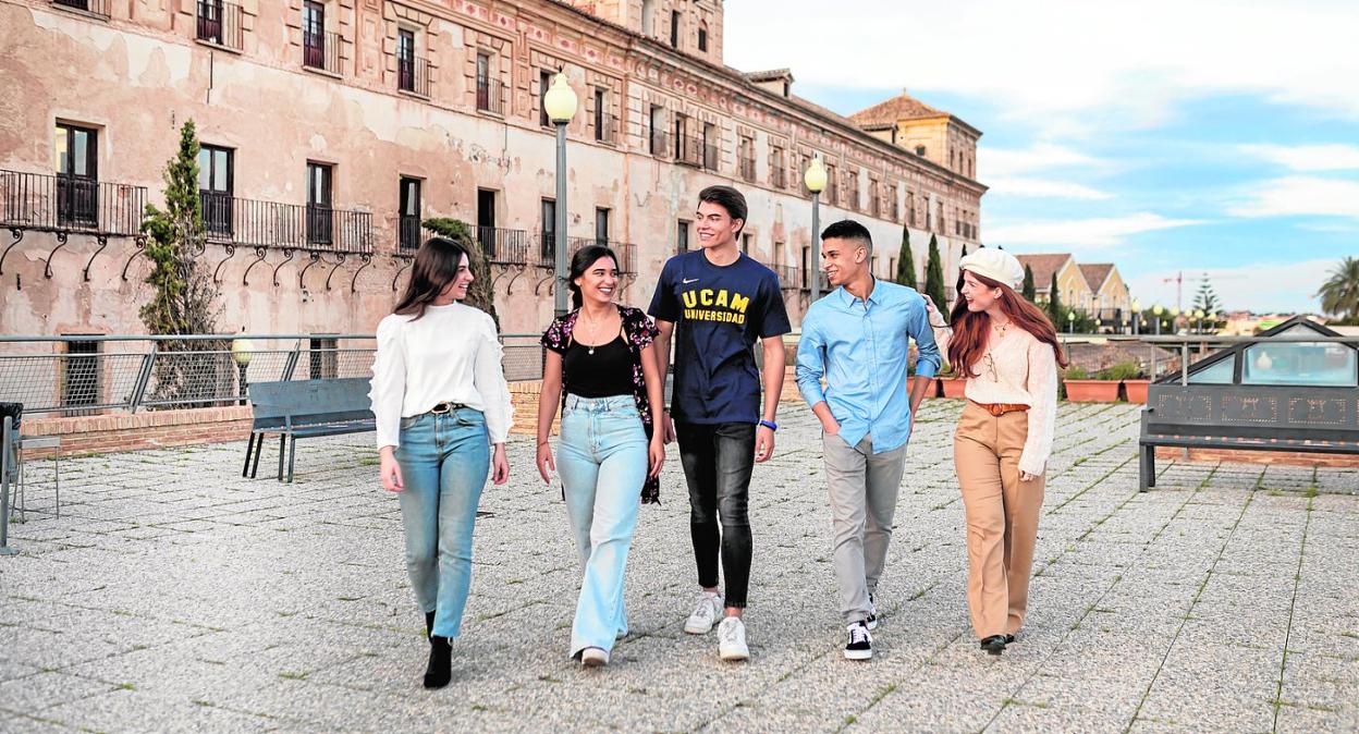 Sus campus son foco de atracción de alumnos internacionales.