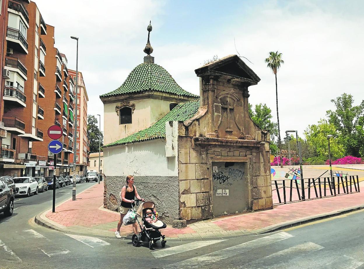 El deficiente estado de conservación de la ermita ha sido denunciado por varias entidades. 