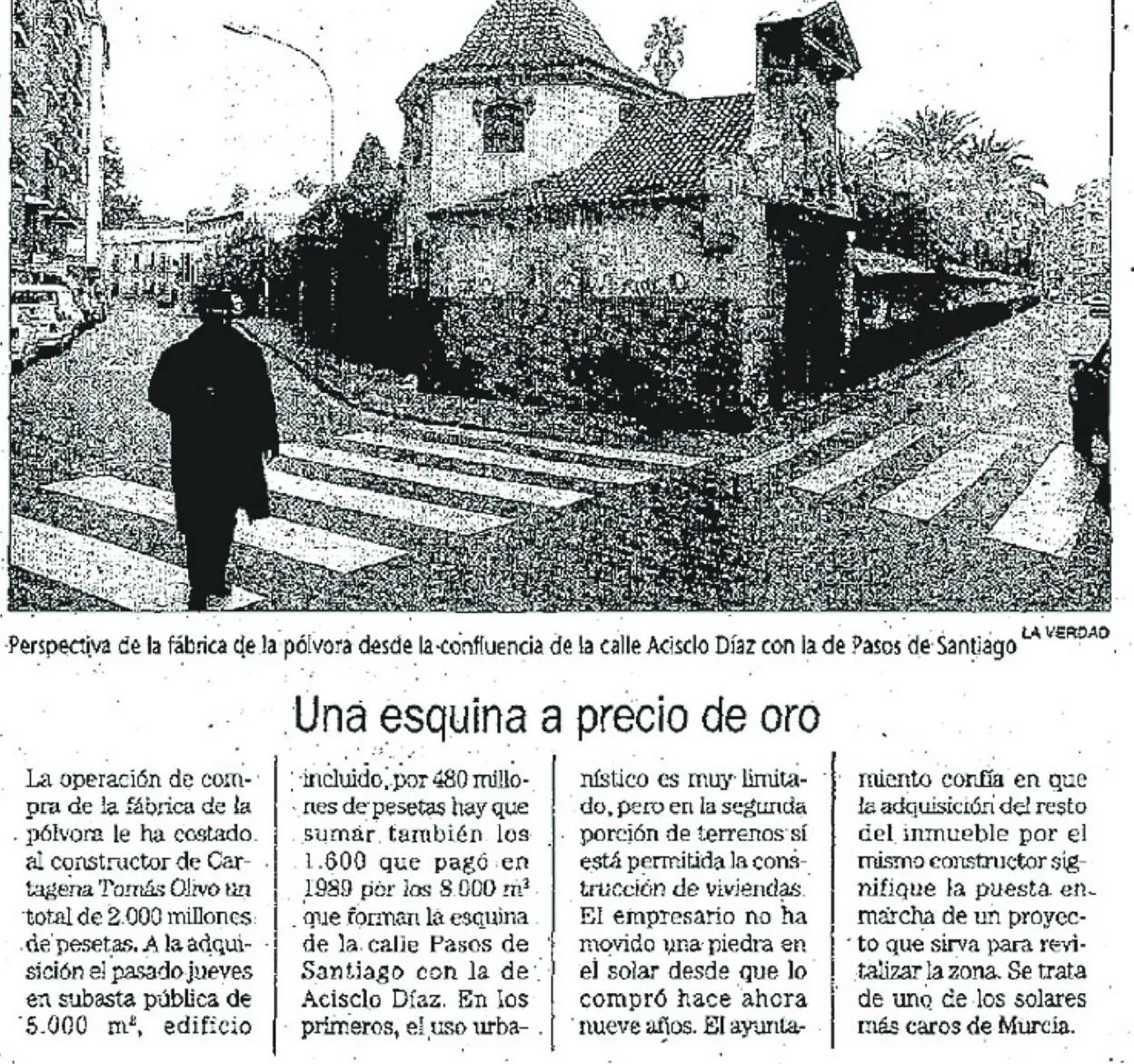 Especulación. El periodista Javier Rodríguez destacaba en LA VERDAD en 1998 el valor urbanístico de la capilla y la esquina.