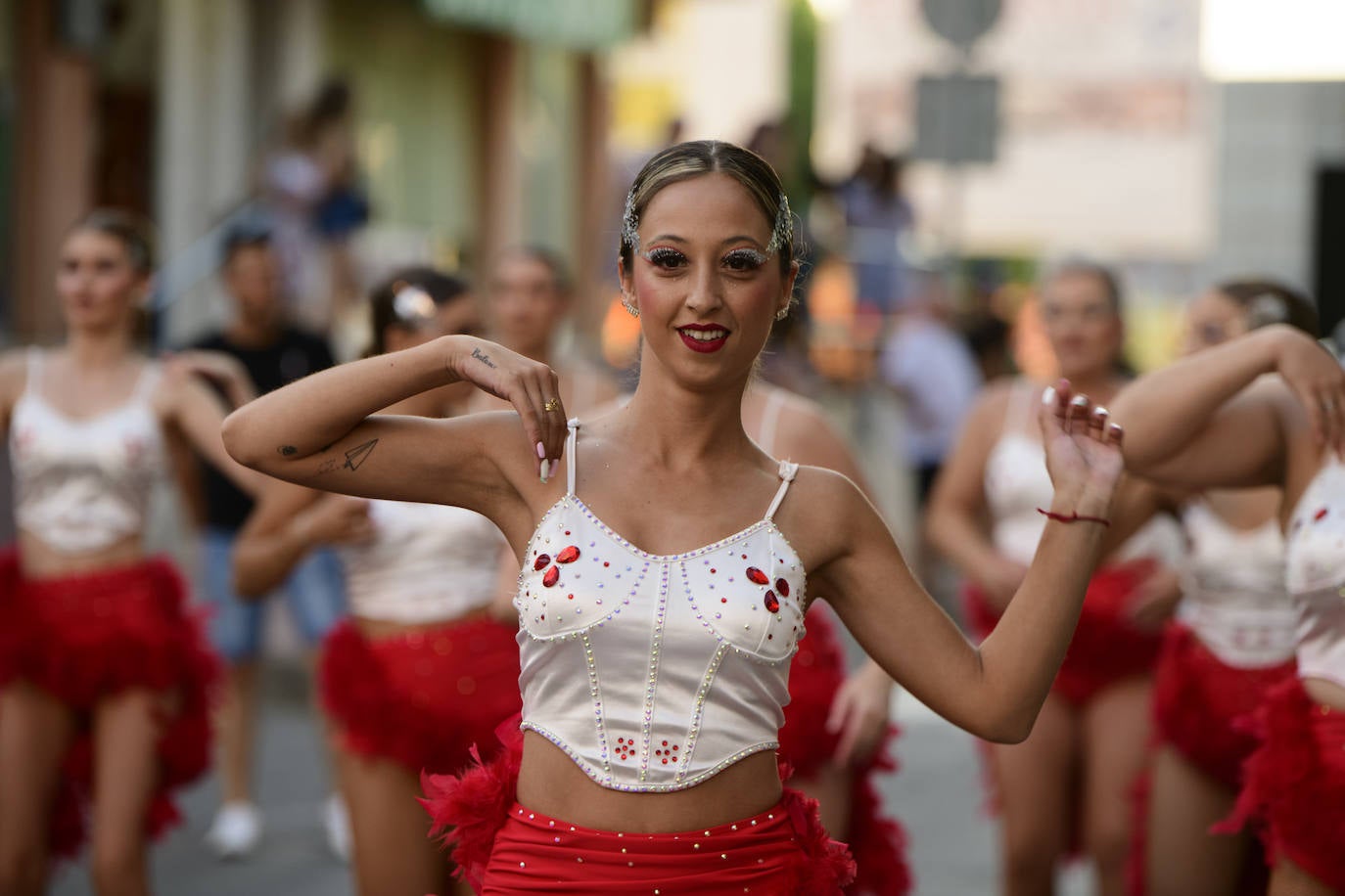 Fotos: El carnaval salda al fin su deuda festiva con Beniaján
