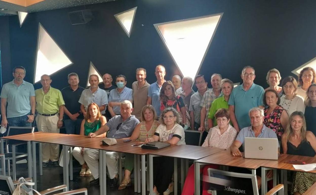 Imagen de los coordinadores que firmaron el manifiesto. 