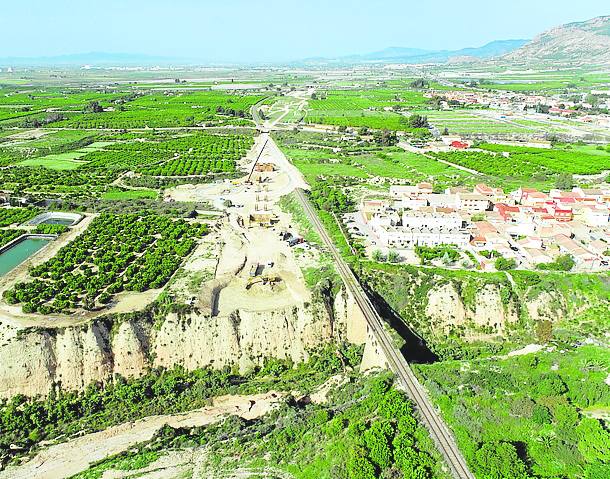 Una de las ramblas que contará con un nuevo viaducto, en el tramo entre Sangonera y Totana.